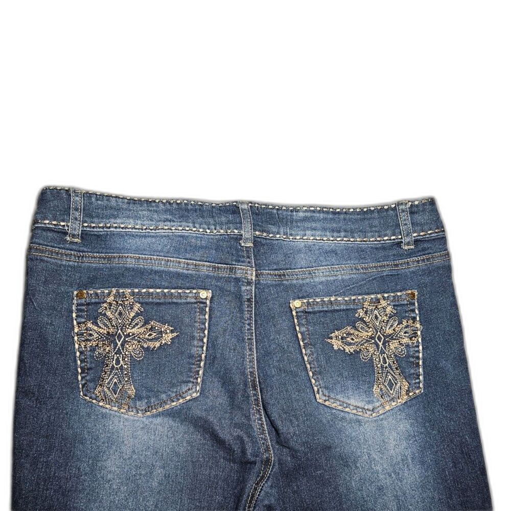 Love & Karma Jeans Womens 15 Embroidered Cross Y2K Western - Picture 3 of 9